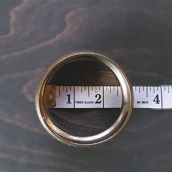 Vtg brass plated patterned rounded bangle - Picture 3 of 6